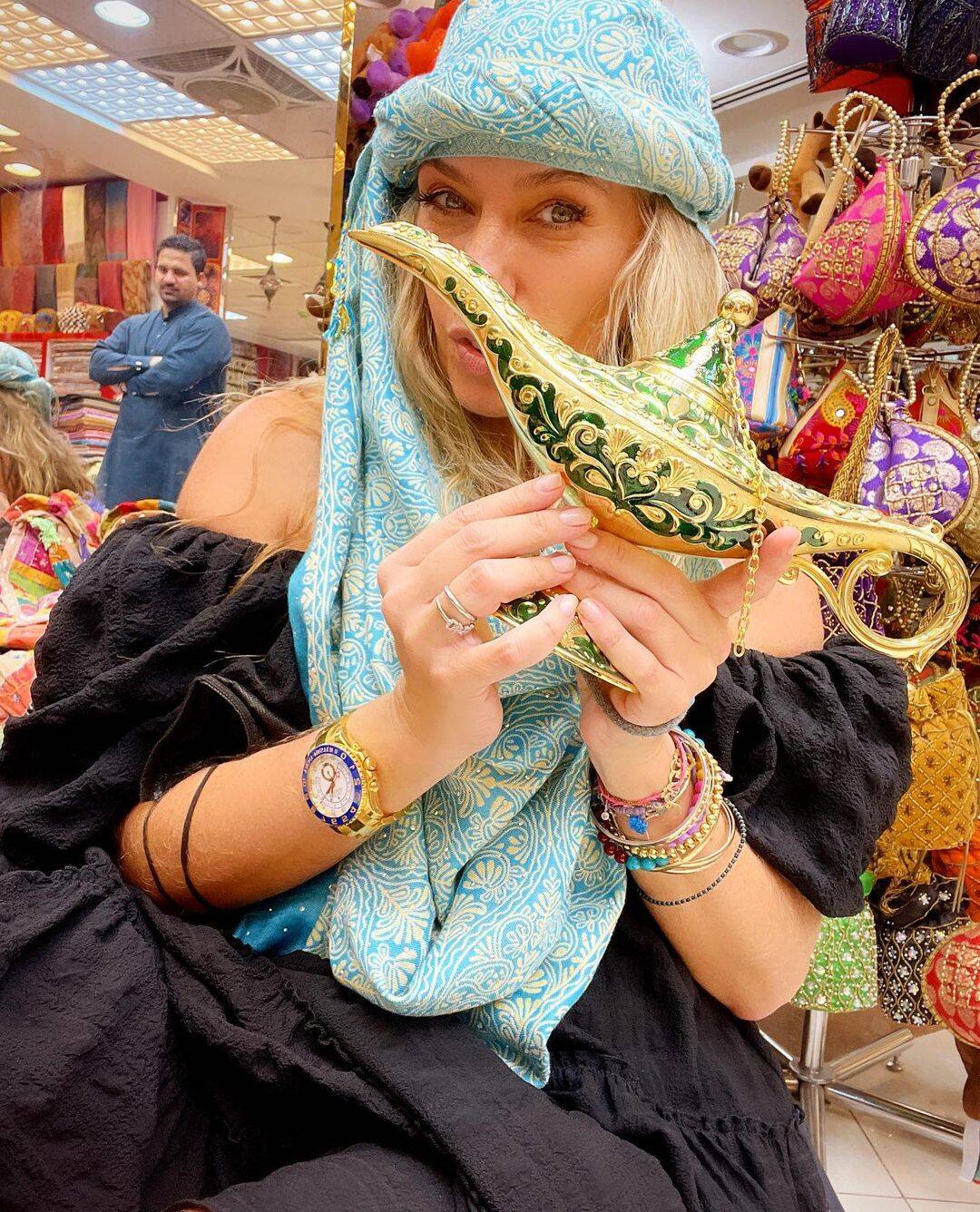 Adriane Galisteu curte férias em Dubai. Foto: Instagram