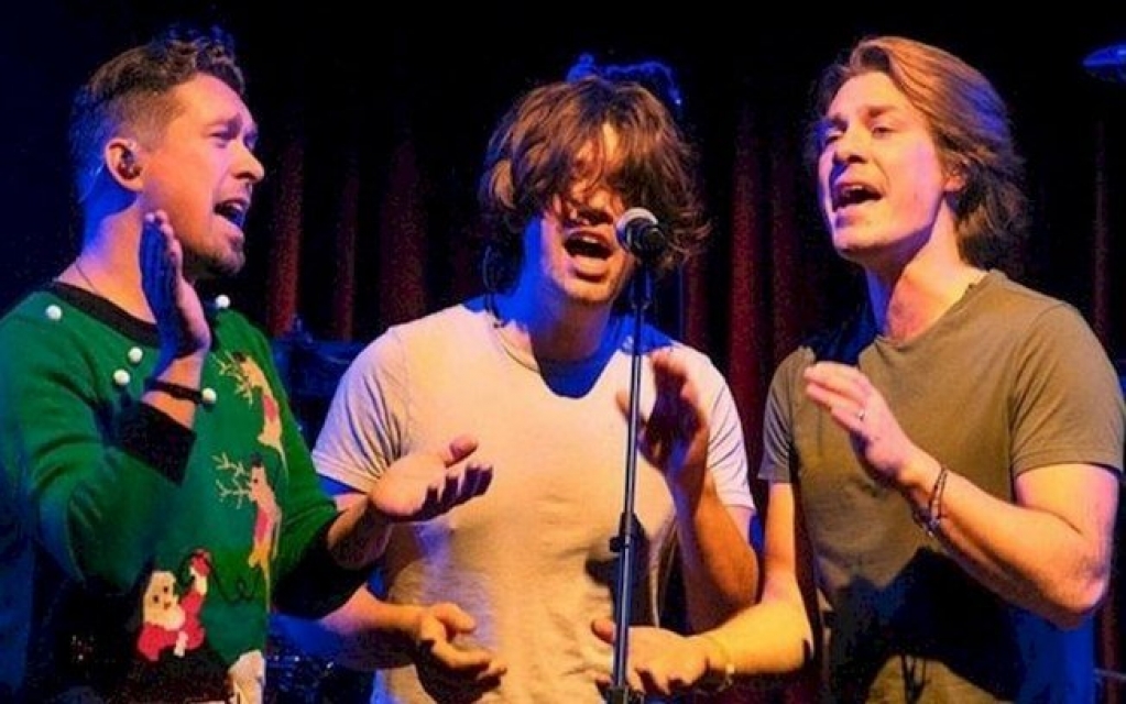 Hanson queria uma "conexão mais profunda" quando completassem 25 anos Hanson queria uma "conexão mais profunda" quando completassem 25 anos