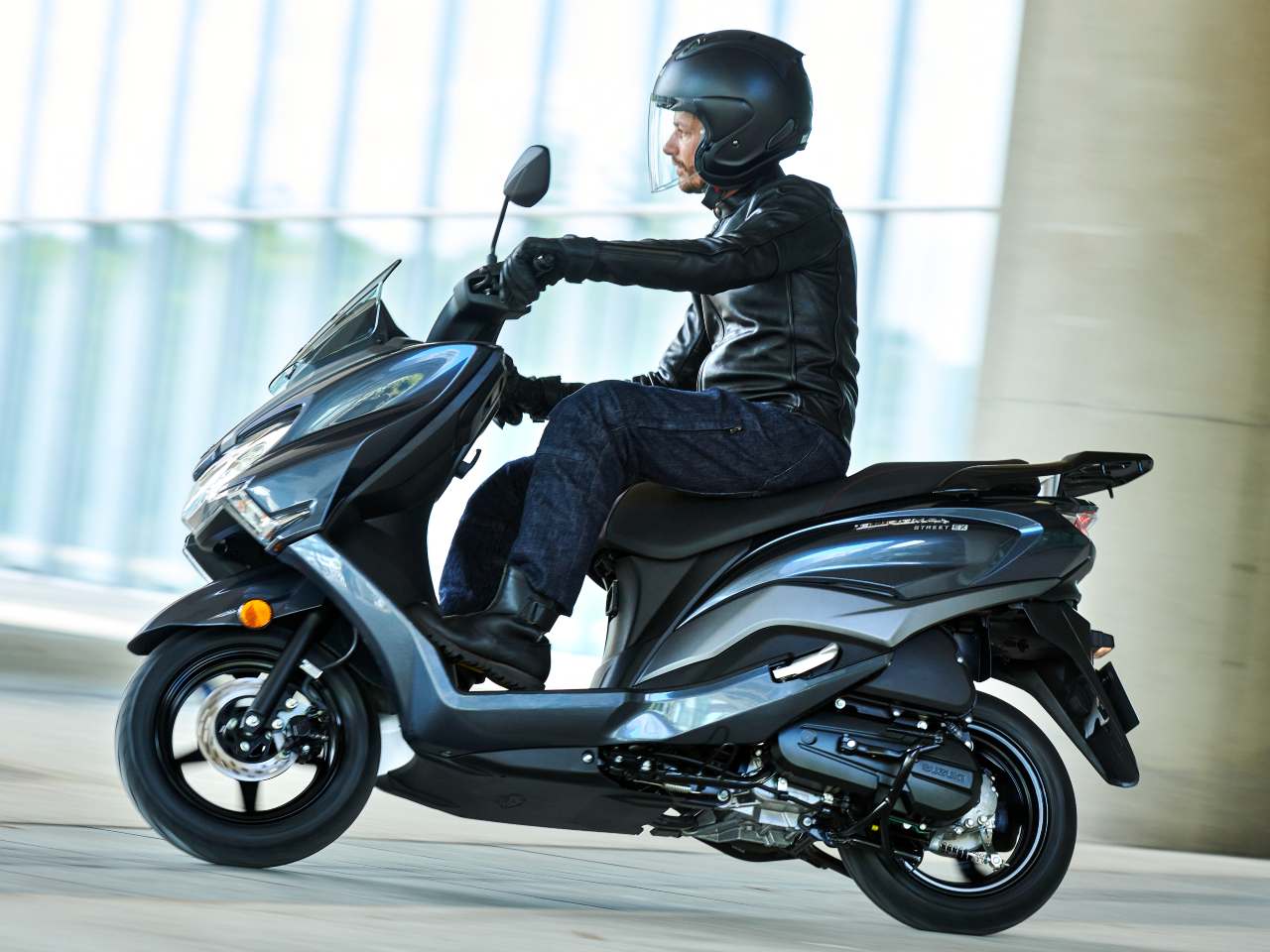 Suzuki Burgman Street 125 EX. Foto: Divulgação - Suzuki