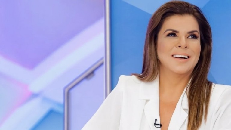 "Estou muito feliz que o meu filho vai conhecer o Silvio", revela Mara