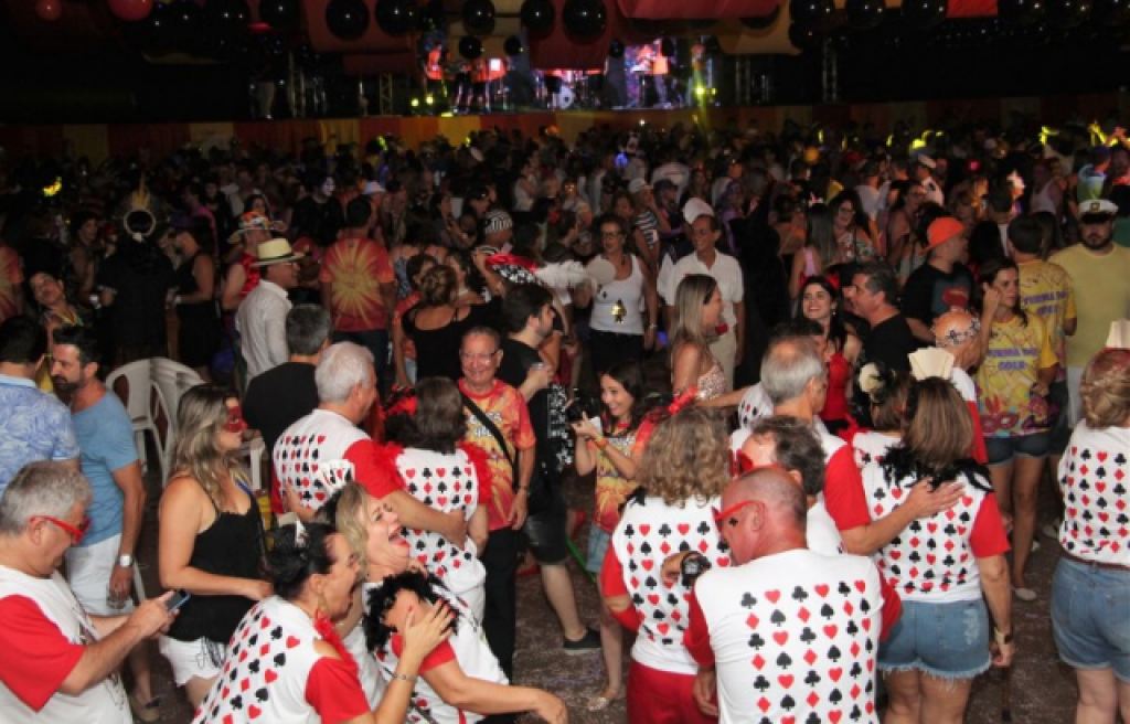 Baile de Carnaval do Circo terá festa dos 50 anos e atrai público regional