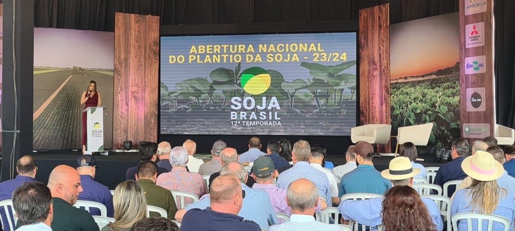 Atualizado: aberto na Fazenda Aymore, em Jaciara, o Plantio Nacional da Soja 23/24