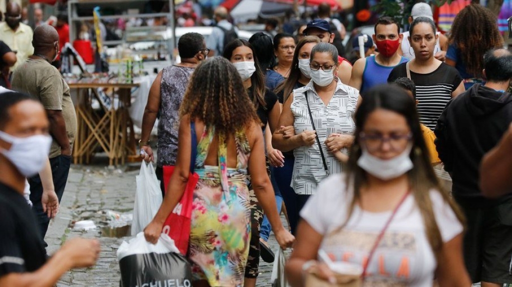 Ministério da Saúde muda prazo para afastamento do trabalho por Covid