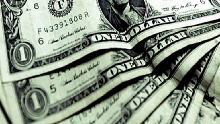 Real ganha força e dólar é negociado a R$ 4,91