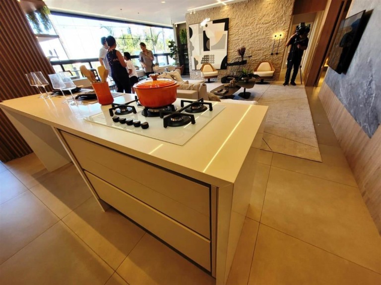 View 360 abre apartamento decorado; projeto inovador é grande sucesso imobiliário