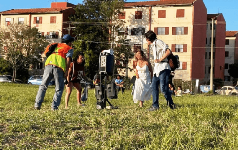Coletivo fará performance teatral no Beco Resistência de Marília