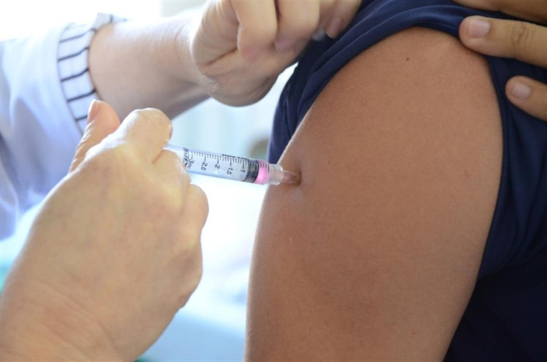 Público a partir de 12 anos vai receber doses bivalentes contra Covid em Marília