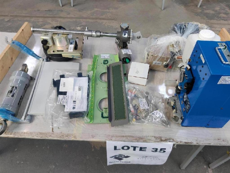 Receita leiloa peças de carro e aeronave a roupa de mergulho e mais em Campinas