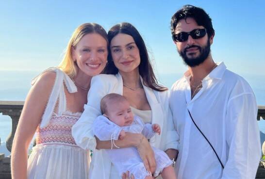 Batizado de Francisco, filho de Thaila Ayala e Renato Goés. Foto: Reprodução/Instagram