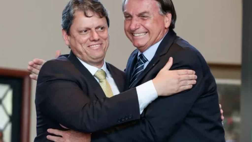 Tarcísio Freitas aceitou discutir candidatura ao governo de SP, diz Bolsonaro