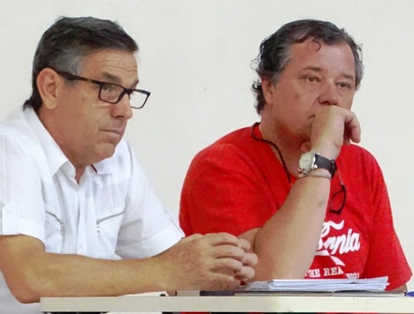 Presidente eleito da APAE, Marcos Antonio Carchedi, e o atual dirigente, João Adelmo Foresto, que será o vice na nova gestão