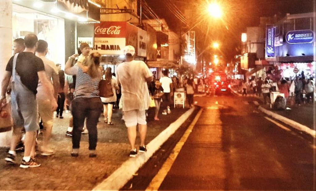 Comércio de Marília estende horário para vendas do Dia das Crianças Comércio de Marília estende horário para vendas do Dia das Crianças