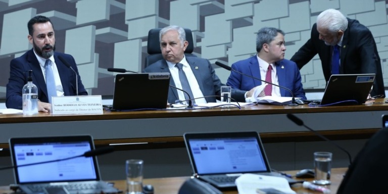 © Lula Marques/ Agência