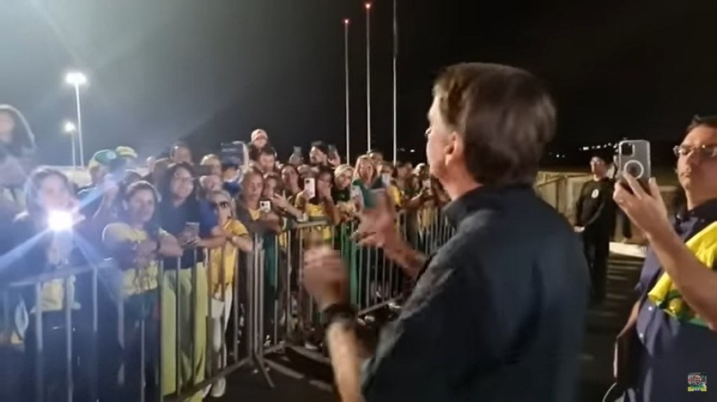 "Desconheço crÃticas", diz Bolsonaro sobre xenofobia contra o Nordeste "Desconheço crÃticas", diz Bolsonaro sobre xenofobia contra o Nordeste