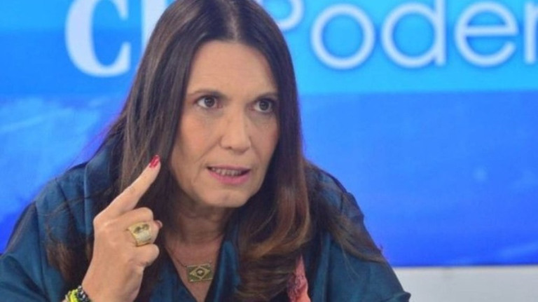 Investigada pelo STF, Bia Kicis defende liberdade de golpistas