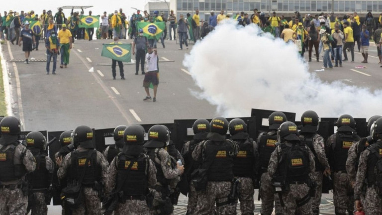 redacao@odia.com.br (Agência Brasil) STF já tornou 100 suspeitos réus em inquérito que apura atos antidemocráticos