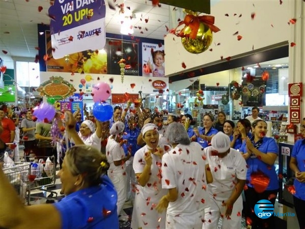 Panetone Solidário do Tauste bate meta e financia obras sociais em três cidades