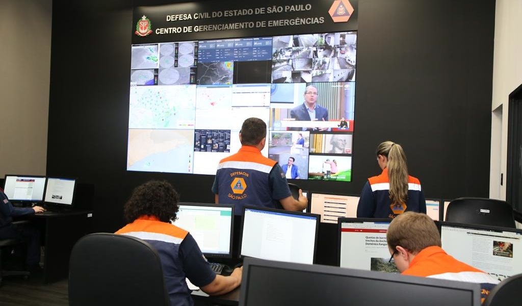 Defesa Civil faz alerta para chuvas em todo o Estado no final de semana