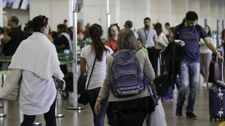 Crise nas aéreas gera atrasos e cancelamentos de voos nos EUA e Europa