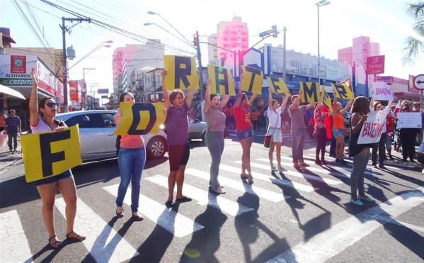 Marília tem protesto contra reforma e marca novas manifestações