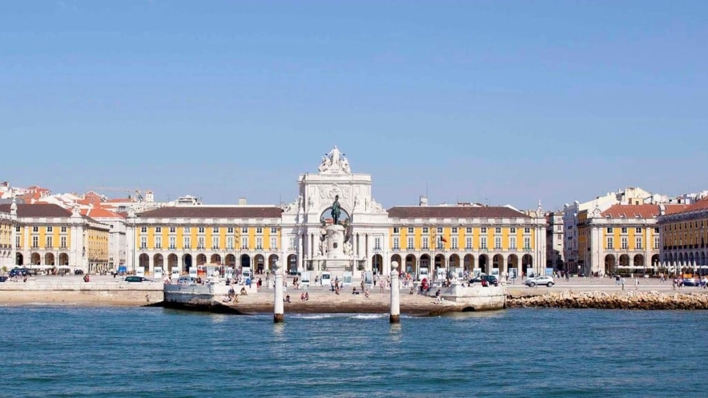 Divulgação/Turismo de Lisboa Terreiro do Paço, em Lisboa