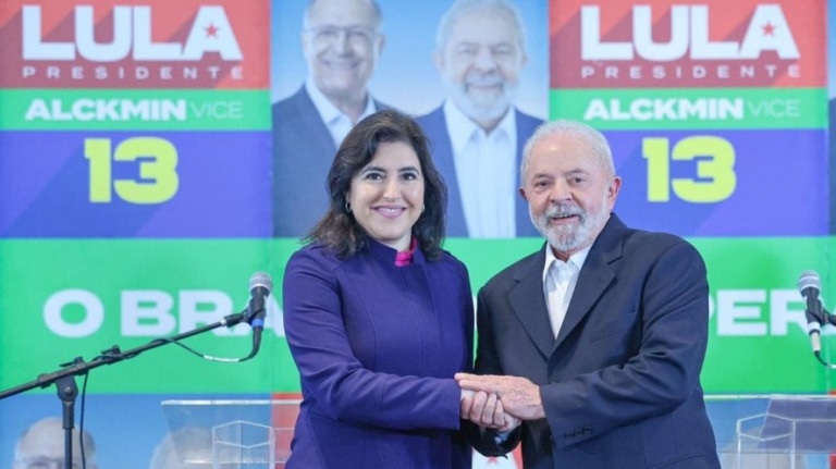 Lula sinaliza que Tebet será ministra do Meio Ambiente ou Planejamento