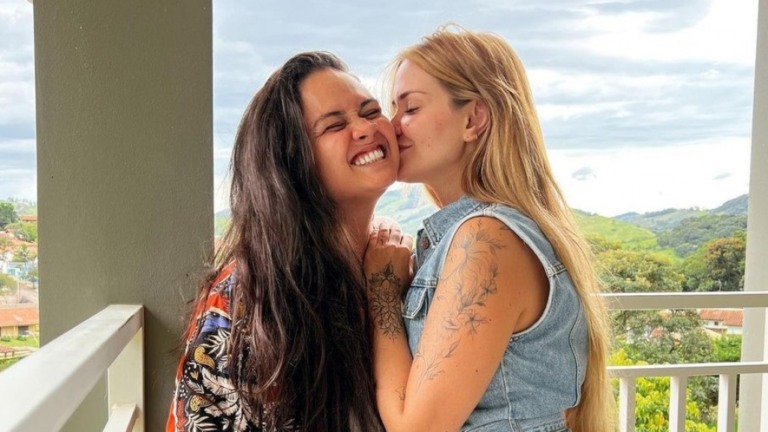 Marcela Mc Gowan e Luiza expõem ataques homofóbicos: "Tanta violência"