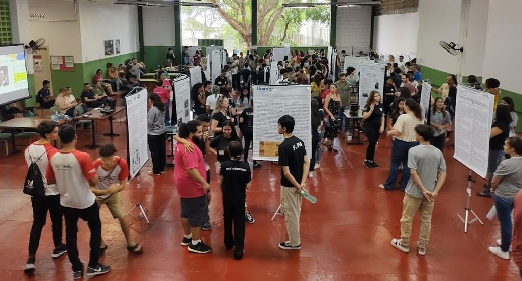 Mostra reúne projetos e incentivo à pesquisa em escolas estaduais de Marília