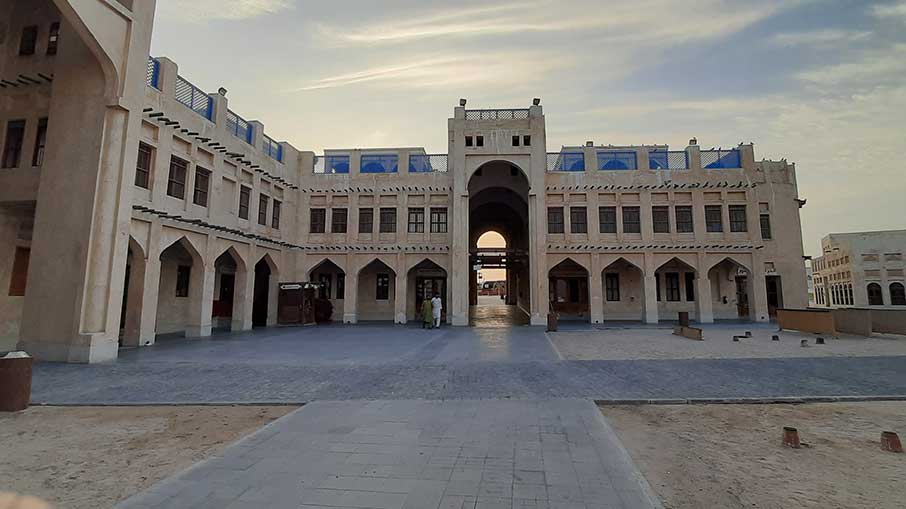 O Katara Cultural Village, em Doha, é um conglomerado de restaurantes, lojas e espaço para eventos. Foto: Felipe Carvalho