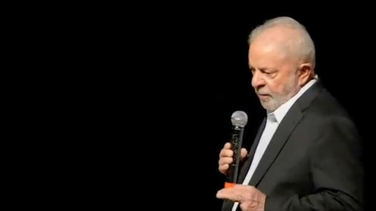 "Podemos perder vacinas em 2023 por causa do atual governo", diz Lula