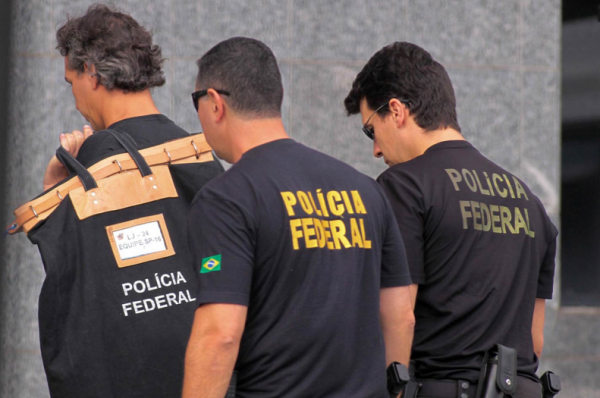 Salário de delegados sobe para evitar greve na PF