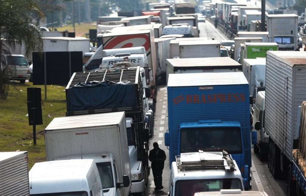 Vigilância faz alerta sobre qualidade de alimentos após greve