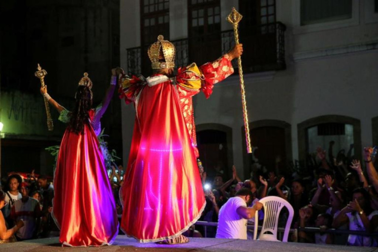 Desfile e 'eleição da corte' neste sábado abrem carnaval 2023 em Marília