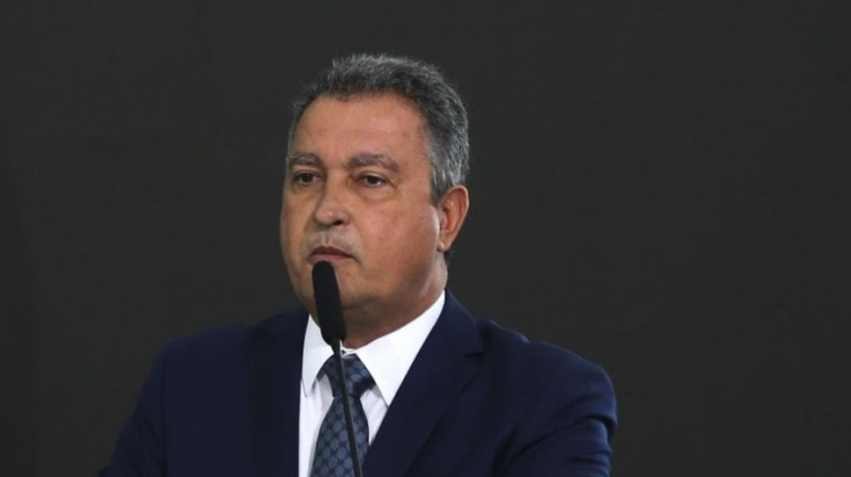 Atos golpistas: Rui Costa diz que reunião com militares não foi reação