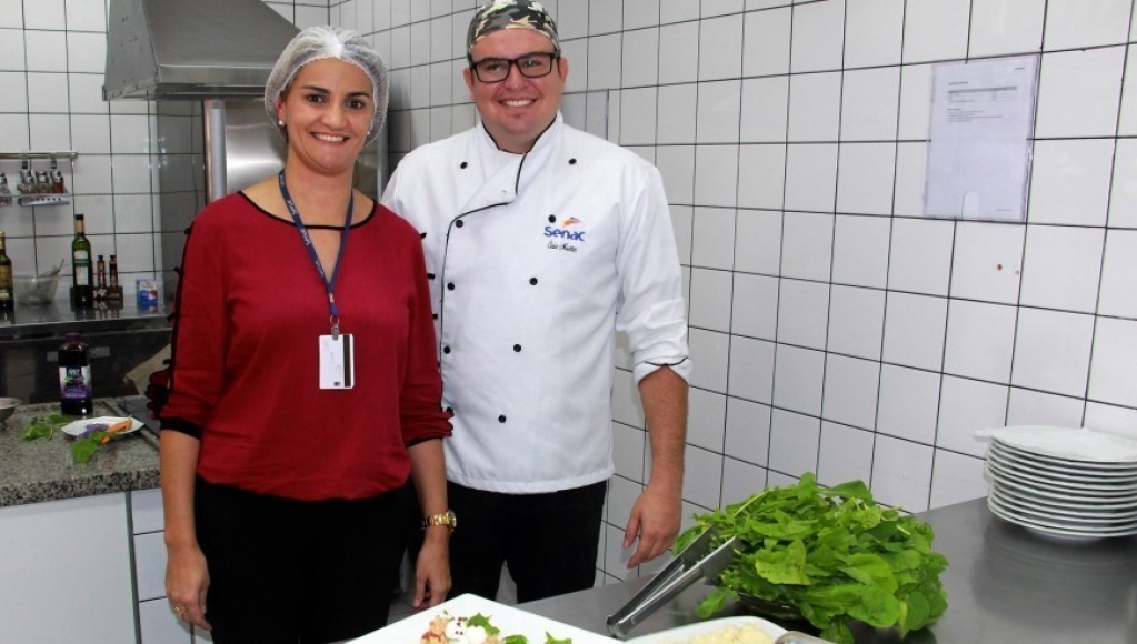 Senac faz “aula show” sobre risoto e mostra cursos de gastronomia; veja receitas