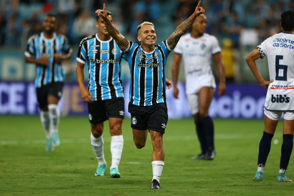 Grêmio vence o São José pelo Gauchão