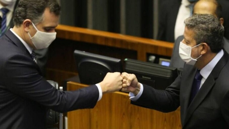 Governadores vão apresentar projeto alternativo ao teto do ICMS