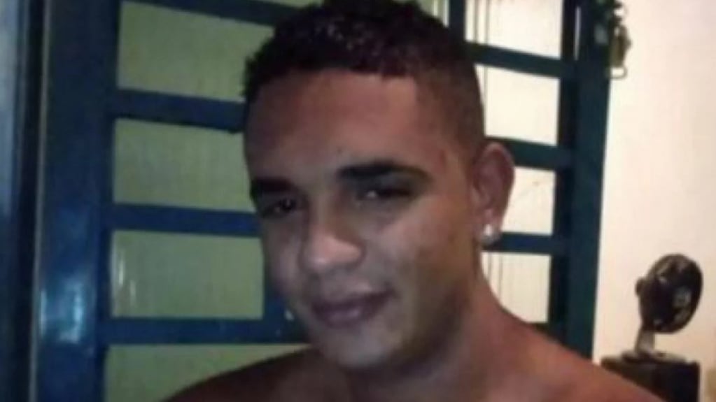 Policia prende suspeito de incendiar casa da ex e matar a filha dela