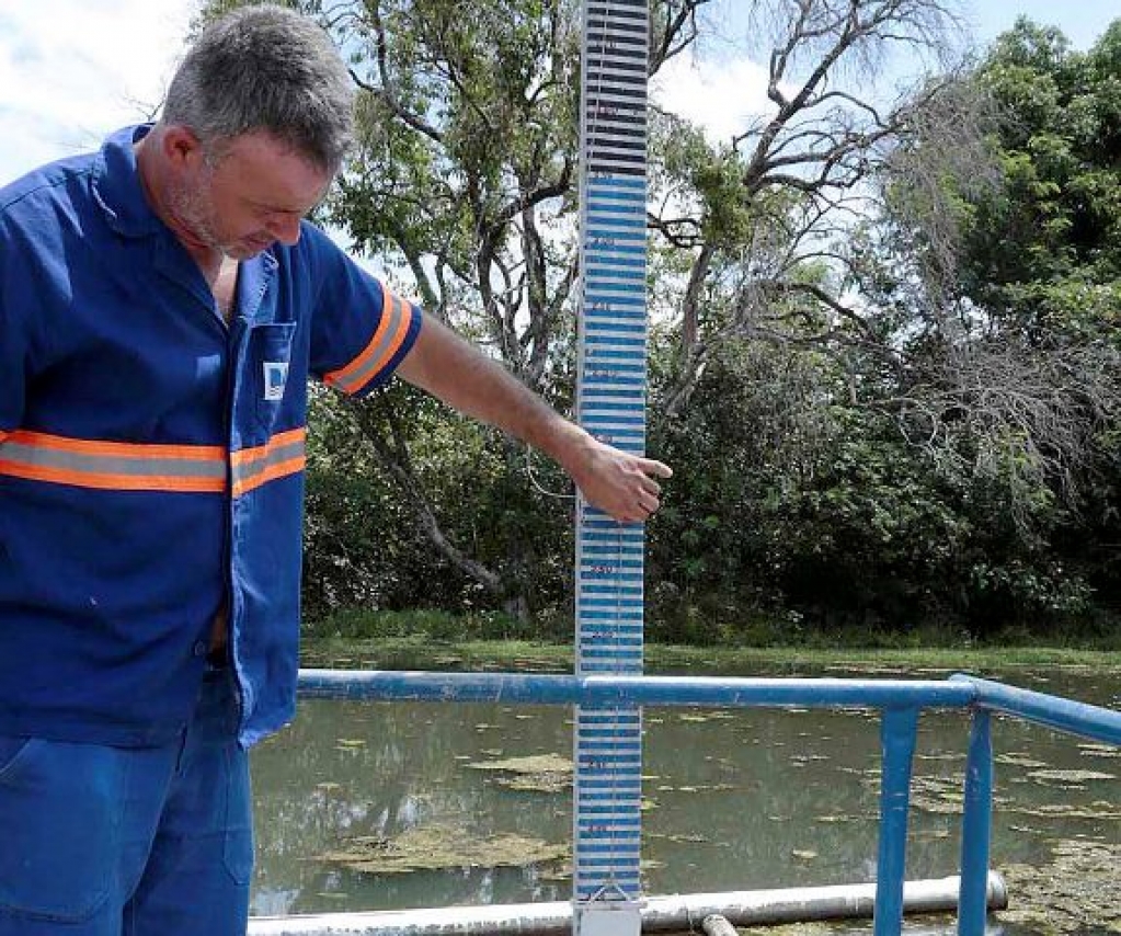 Bauru retoma rodízio no abastecimento de água em bairros Bauru retoma rodízio no abastecimento de água em bairros
