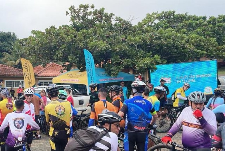 Pedal Beneficente na Angra Doce une turismo e ação social com vitrine para vantagens do Aquaville