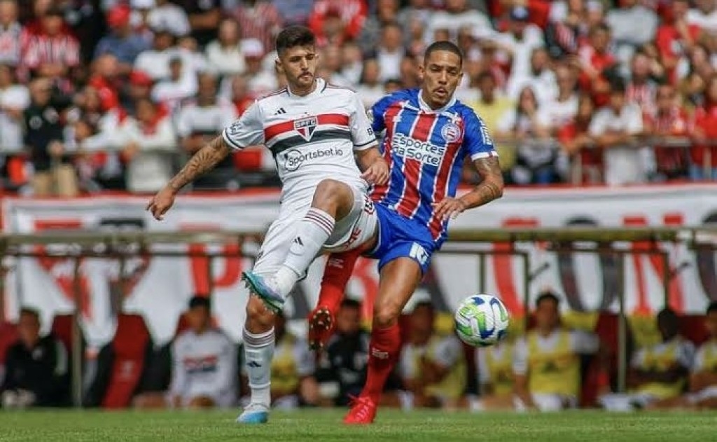 São Paulo vence o Bahia com gol no finalzinho e ganha a primeira como visitante no Brasileirão