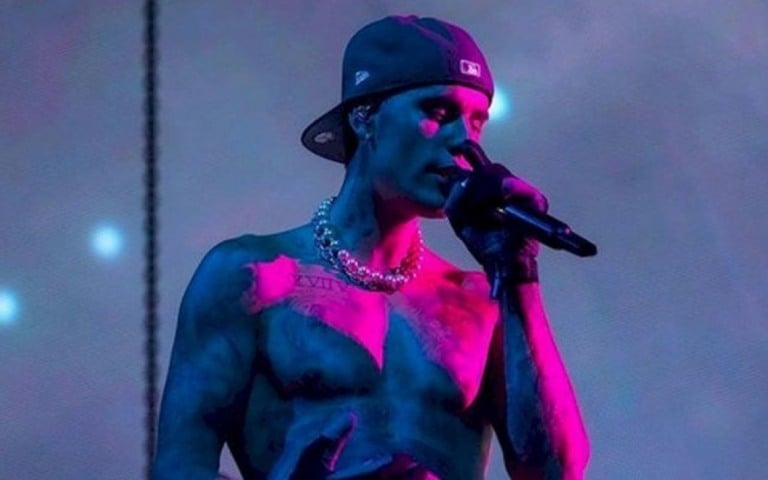 Justin Bieber adia shows que faria em julho
