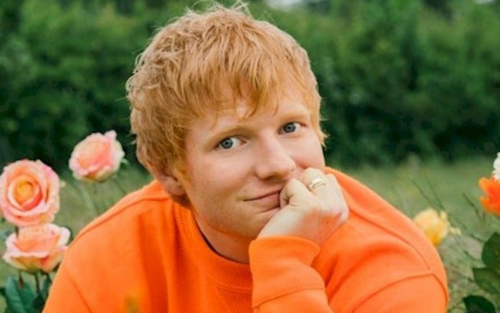 Ed Sheeran e Taylor Swift lançam a faixa colaborativa "The Joker and The Queen" Ed Sheeran e Taylor Swift lançam a faixa colaborativa "The Joker and The Queen"