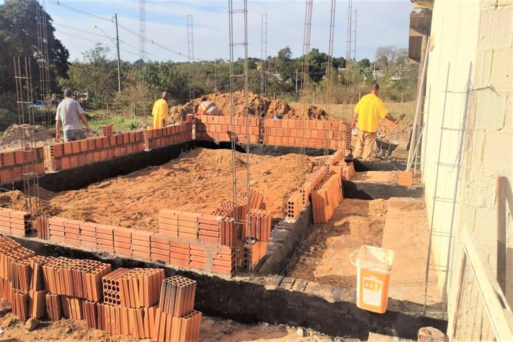 Detentos fazem reforma e construção em cozinha de projeto social em Pirajuí