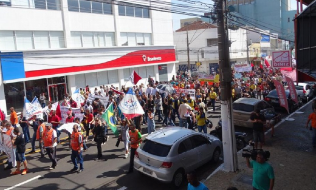 Sindicatos convocam novo protesto em Marília contra reformas