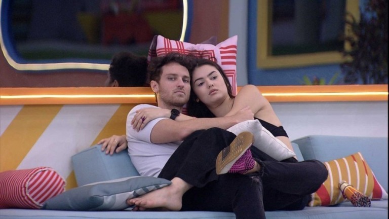 'BBB 22': Eslô se declara e diz que considera Lucas "um parceiro"