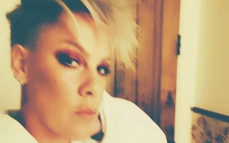 Pink critica revista por lista de melhores performances do Grammy