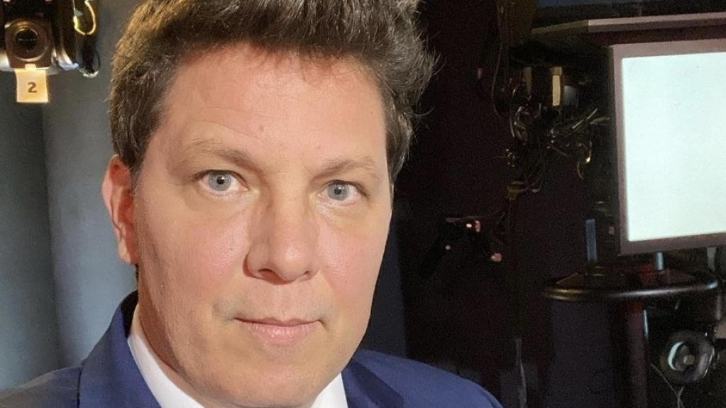Após ser chamado de playboy e miliciano, Mario Frias vai processar Cacá Diegues Após ser chamado de playboy e miliciano, Mario Frias vai processar Cacá Diegues