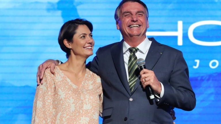 Michelle Bolsonaro nega ser candidata do governo do DF em 2026