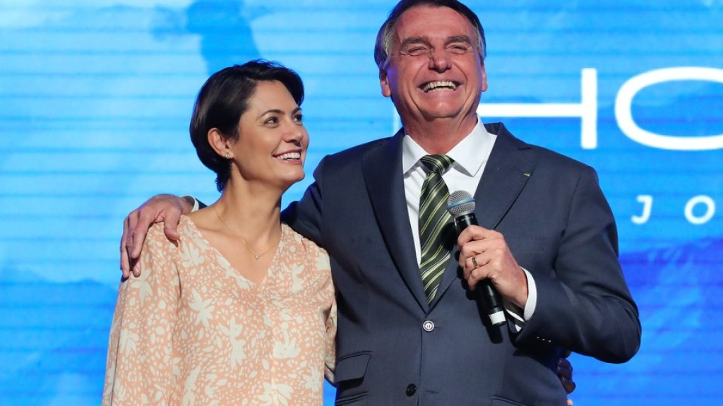 Michelle Bolsonaro nega ser candidata do governo do DF em 2026